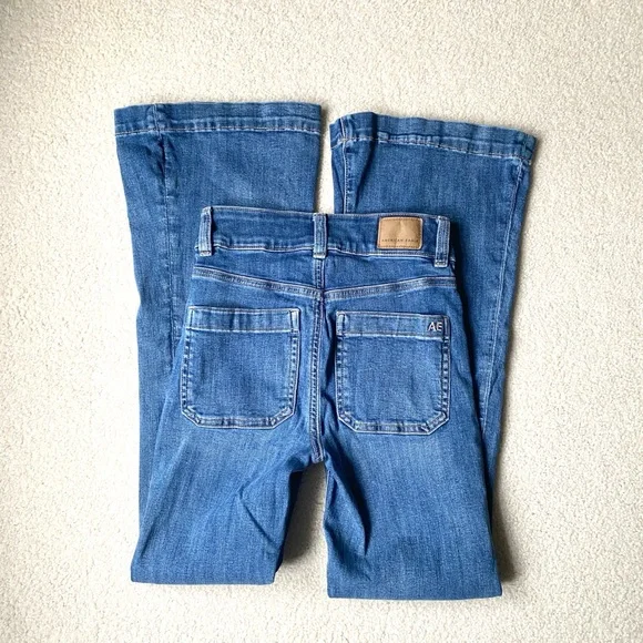 Women's Blue Flared Jeans - Picture 3 of 5